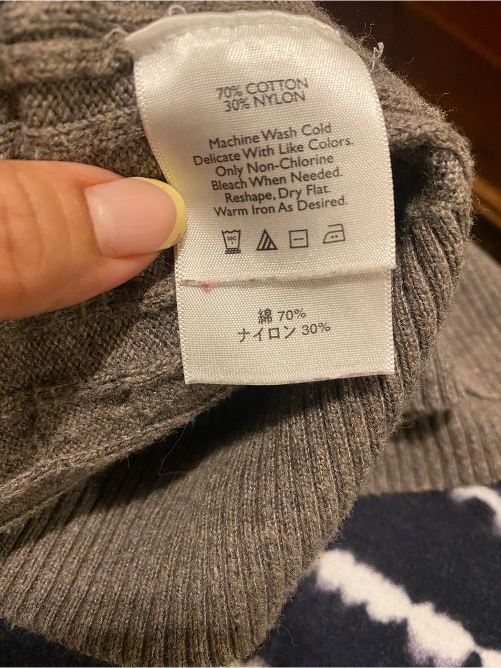 Eddie Bauer Men's Crewneck Sweater in Heather Gray